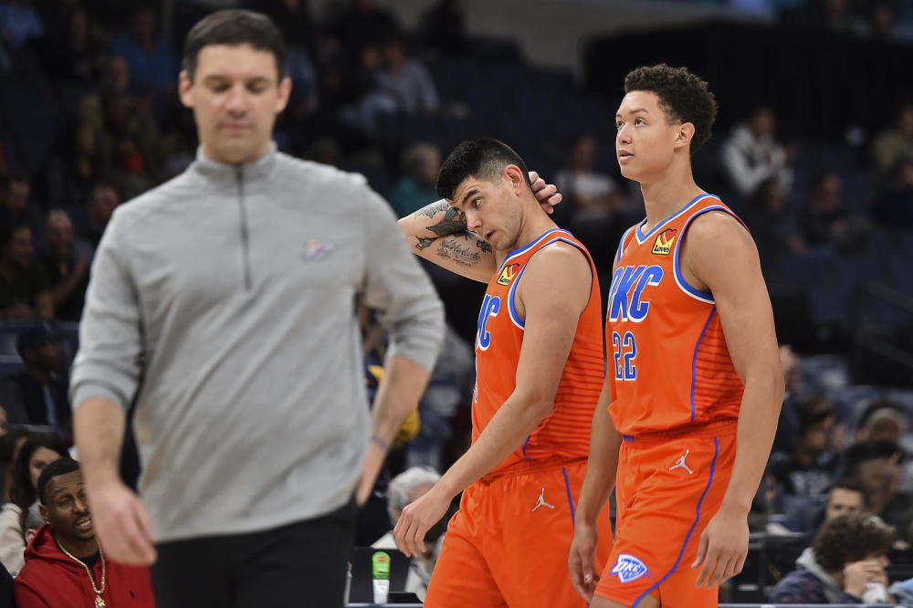 BTi体育-灰熊队刷新球队记录击败老牛队(灰熊队现在球员名单)